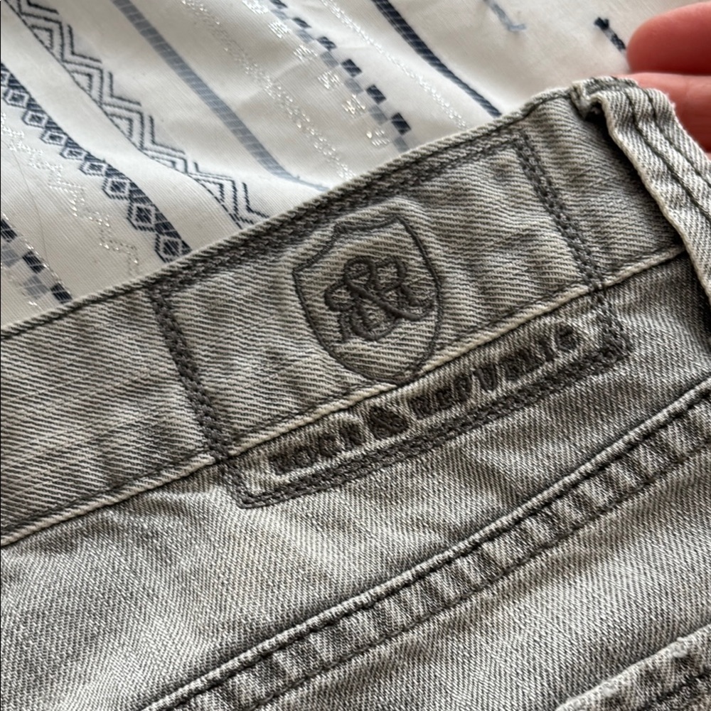 Men's Gray Rock & Republic Jeans - Picture 9 of 14